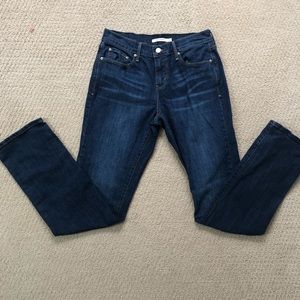 Women’s Levi Jeans